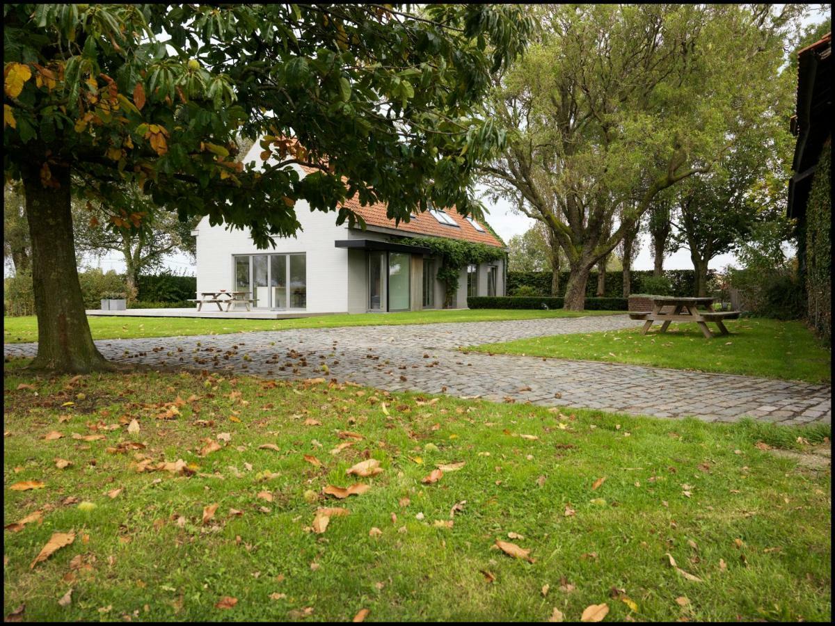 Bed and Breakfast Rooseboom22 à Aartrijke Extérieur photo