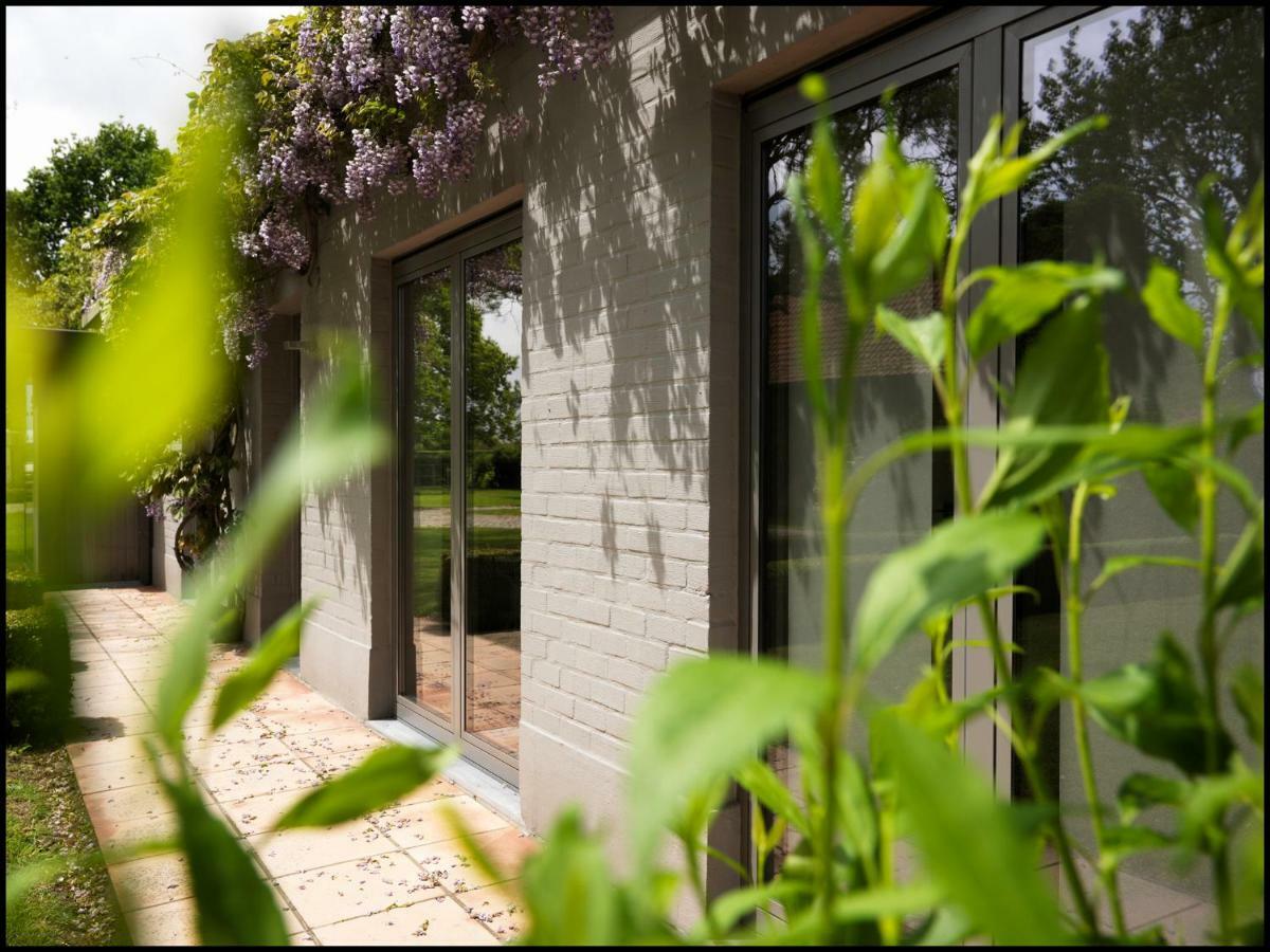 Bed and Breakfast Rooseboom22 à Aartrijke Extérieur photo